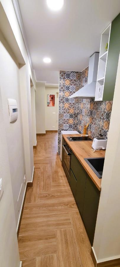 2V1 - Center Apartment 1 Tirana Exterior photo